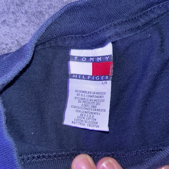Tommy Hilfiger Short Sleeve T-Shirt - Picture 3 of 3